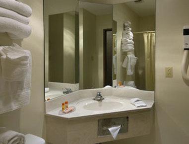 Howard Johnson Inn Tybee Island Savannah Ga Pokój zdjęcie